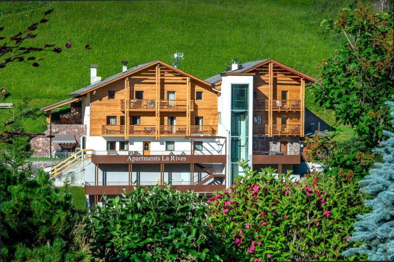 Apartments La Rives Santa Cristina Val Gardena Exteriör bild