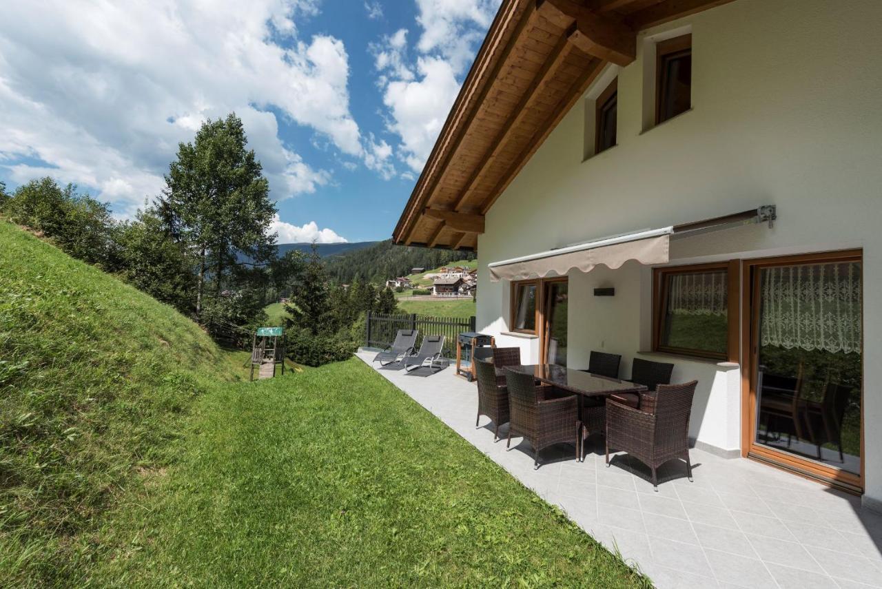 Apartments La Rives Santa Cristina Val Gardena Exteriör bild