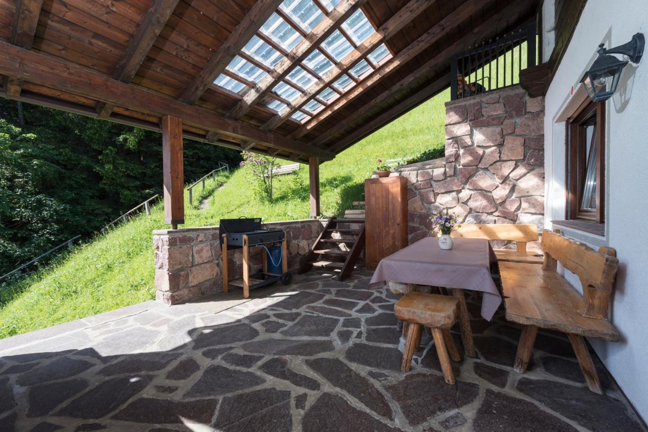 Apartments La Rives Santa Cristina Val Gardena Exteriör bild